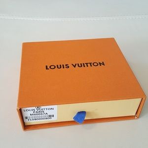 LOUIS VUITTON GIFT BOX (SMALL)